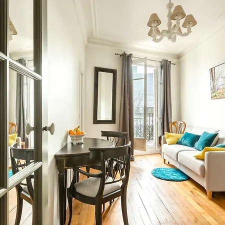 Apartment Veeve - Cosy Gambetta Paris